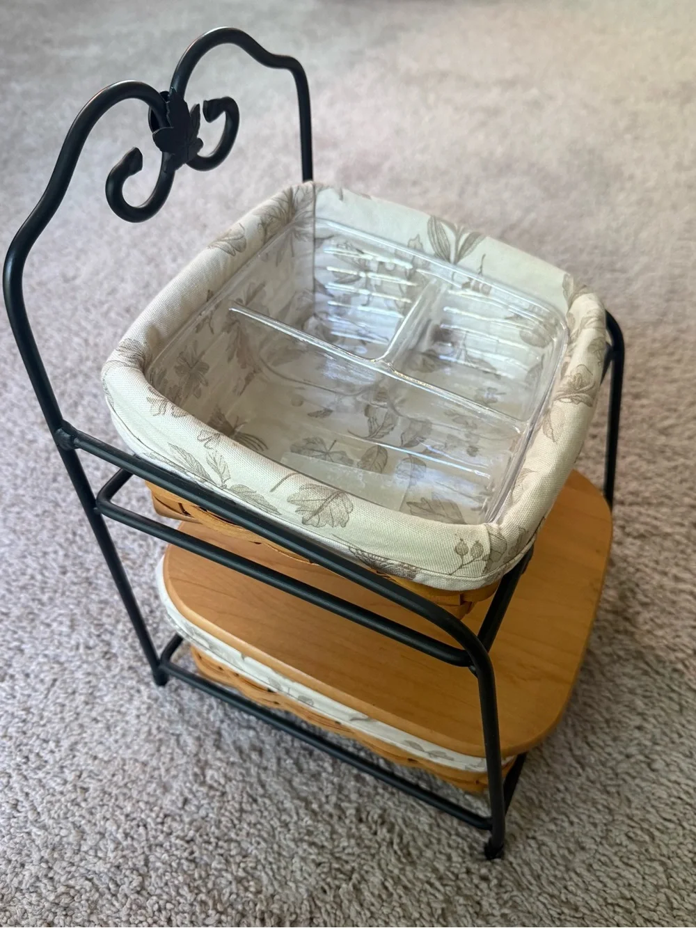 LONGABERGER 2003 WROUGHT IRON 2 TIER STAND W/ FABRIC PLASTIC BASKET LINERS 1 LID